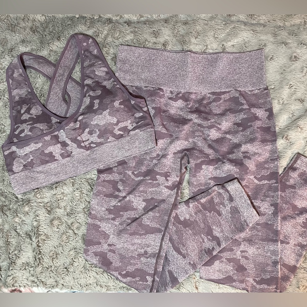 Plum Pink Camouflage Print Set